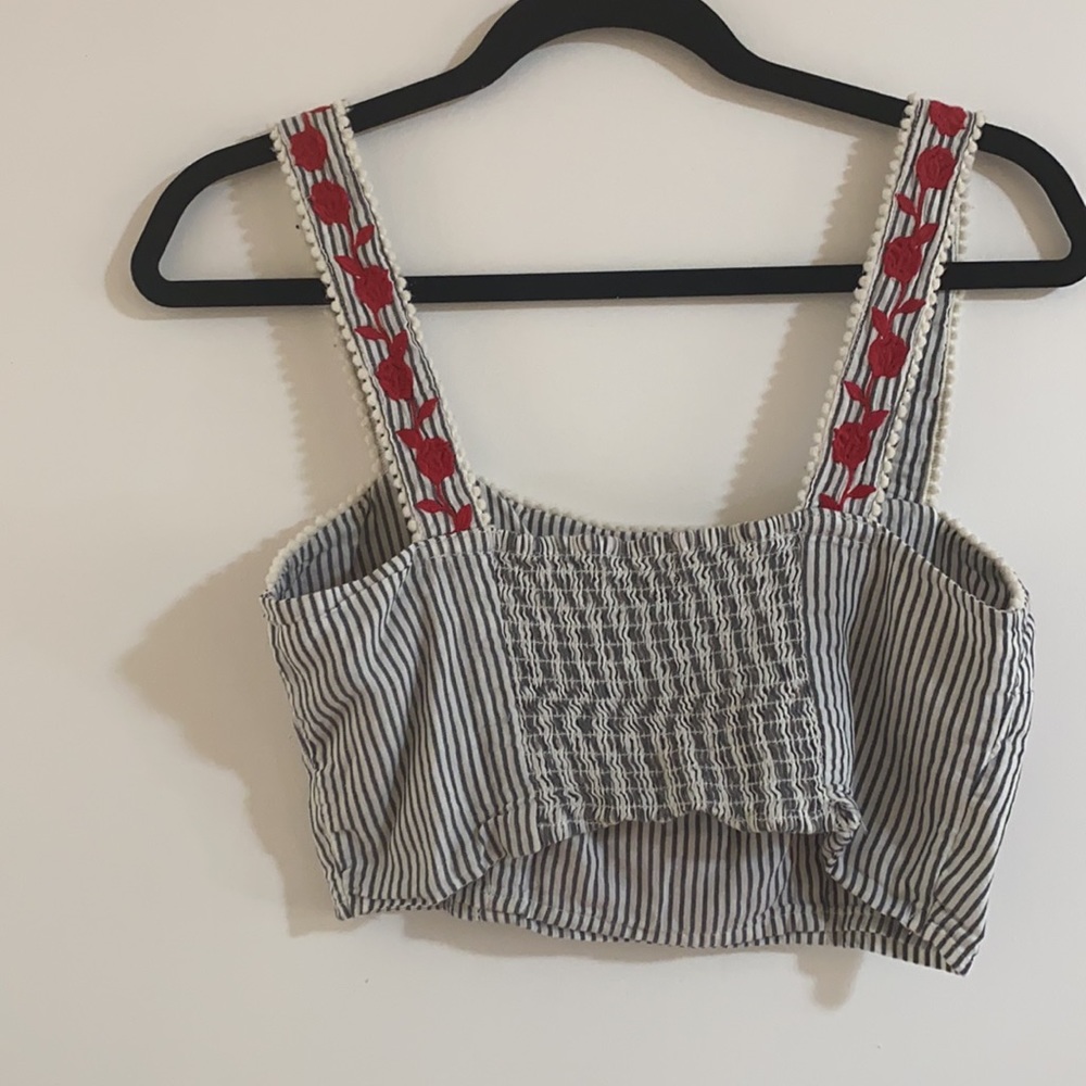 Top - Picture 4 of 4